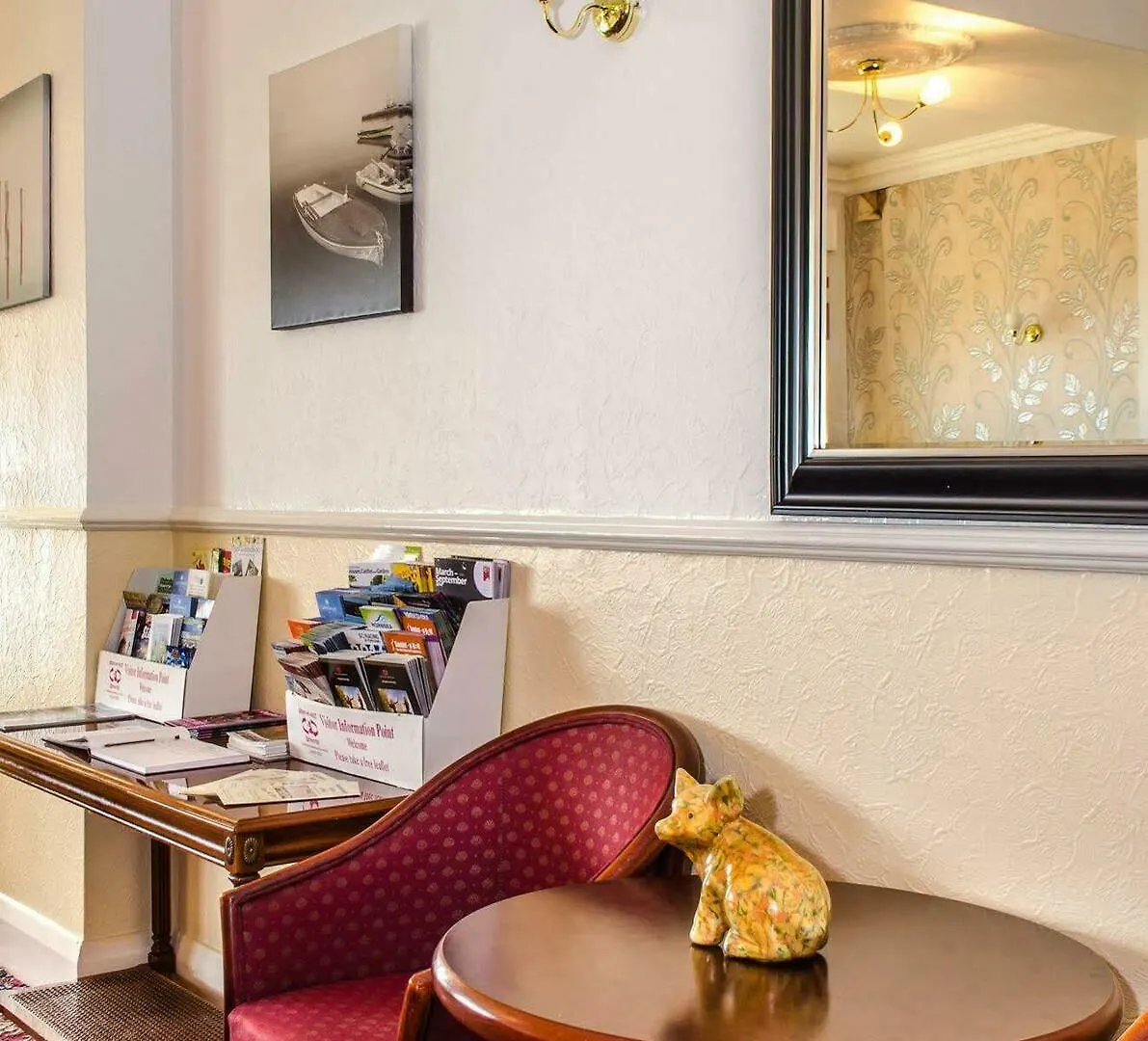 Carlton Residence سكرابورو فندق